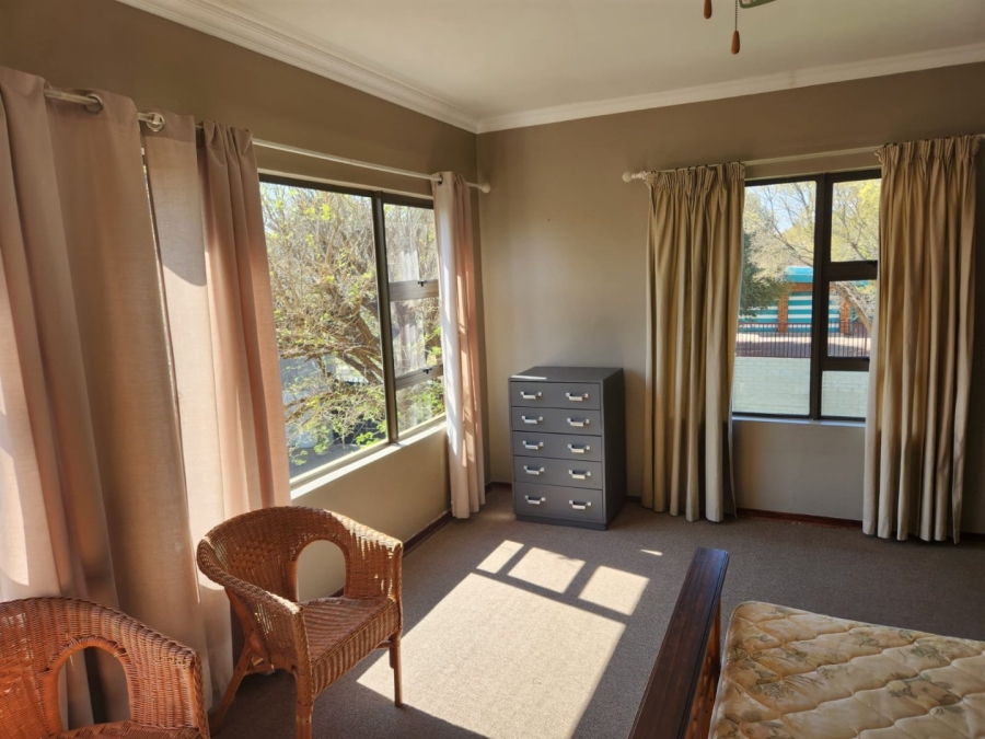 To Let 1 Bedroom Property for Rent in Langenhovenpark Free State